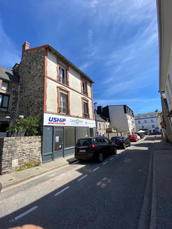 Cosy Flat Carteret - Appartement centre bourg - 4 personnes Barneville-Carteret Eksteriør bilde